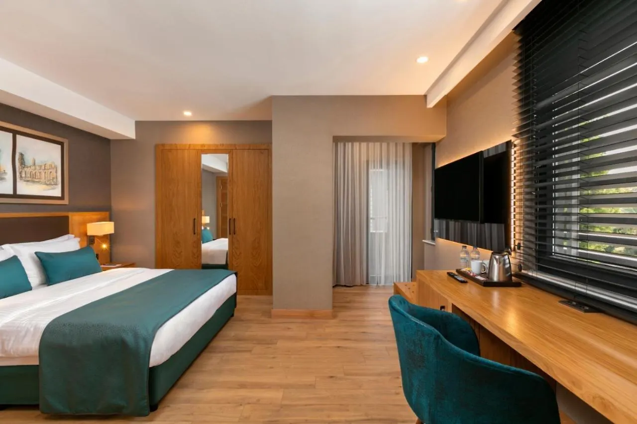 Pukka Hotel Antalya